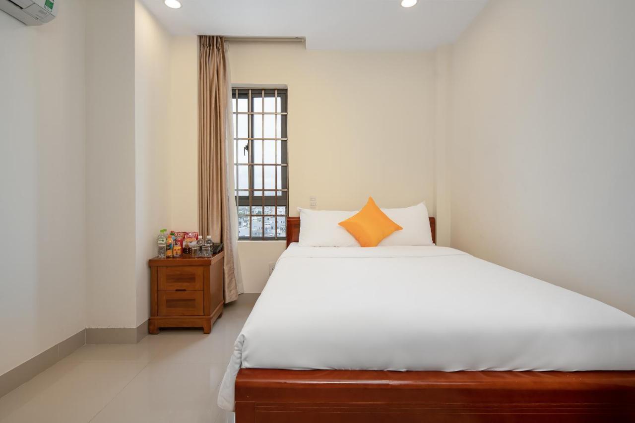 Lotus Rock 05 Hotel Da Nang Buitenkant foto