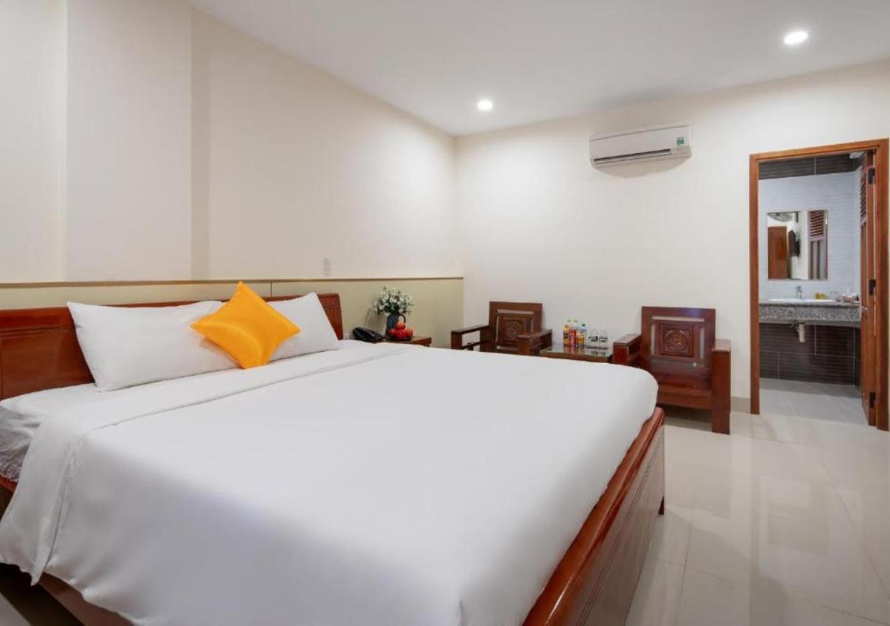 Lotus Rock 05 Hotel Da Nang Buitenkant foto